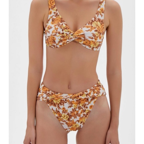 Jonathan Simkhai Women Bailee Twist Front Bikini Swim Bottom Size S - Picture 2 of 6